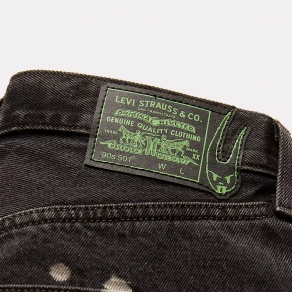 Levi's X Barbie Ferreira 501's Spitfire 90s Jeans in Distressed Black Sz 28 NWT - Picture 7 of 12